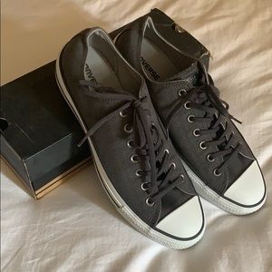 NEW mens Converse All Star size 11 in Gray